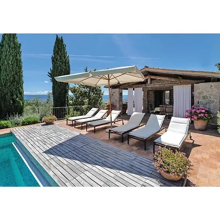 Poggente Nyaraló Morrano